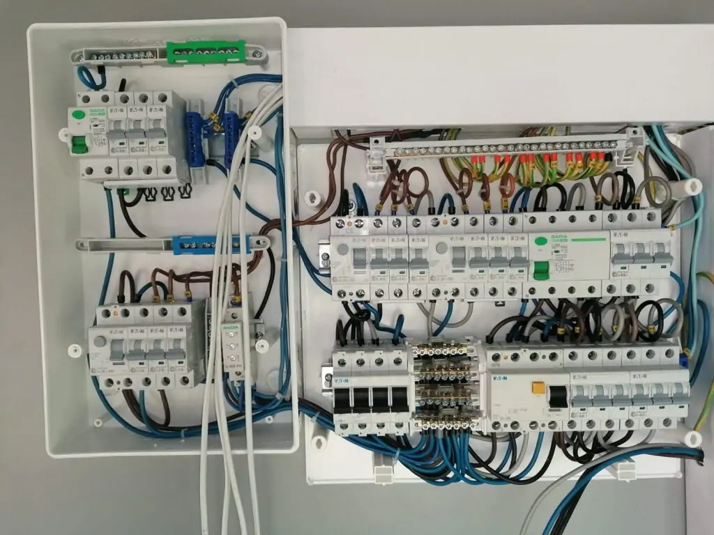 Instalacje elektryczne – realizacja 3