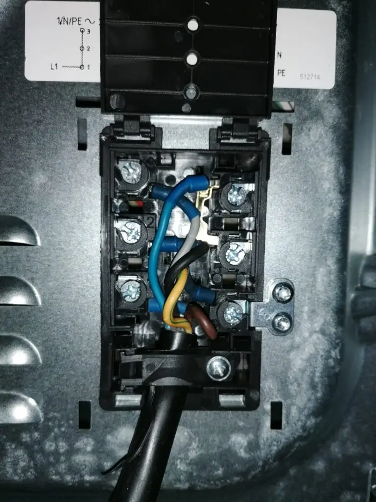 Instalacje elektryczne – realizacja 5