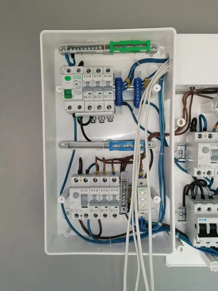 Instalacje elektryczne – realizacja 6